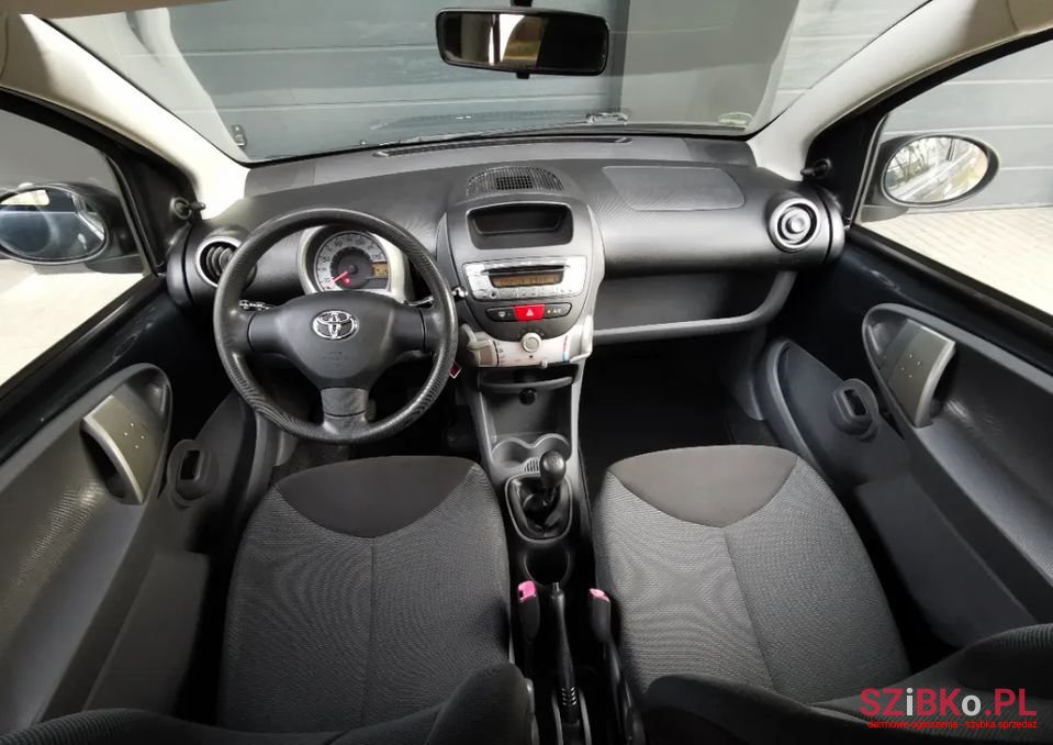2007' Toyota Aygo photo #5