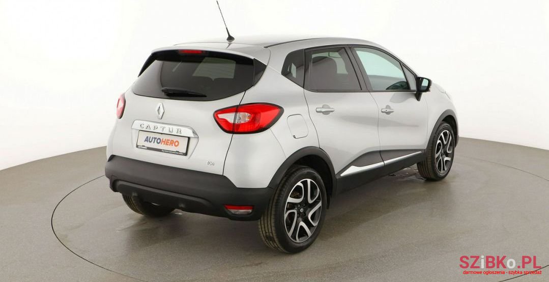 2016' Renault Captur photo #4