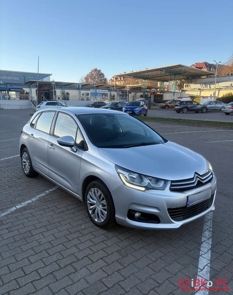 2015' Citroen C4 1.6 Hdi Seduction photo #2