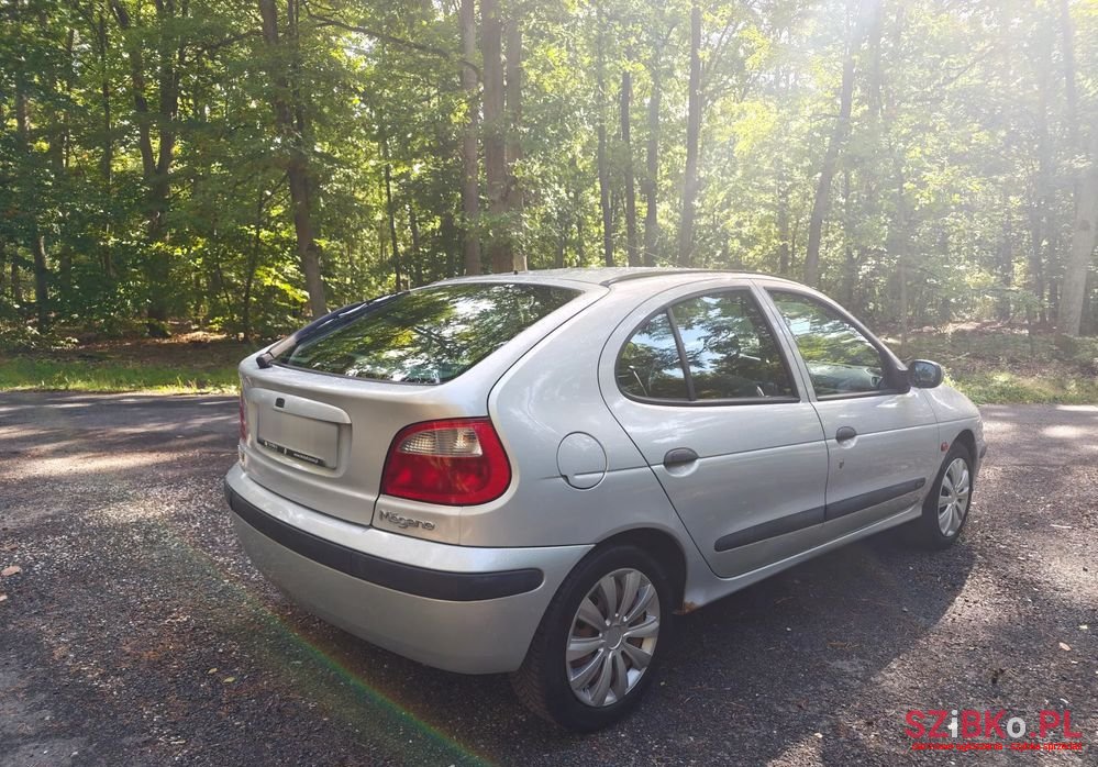 2000' Renault Megane photo #4