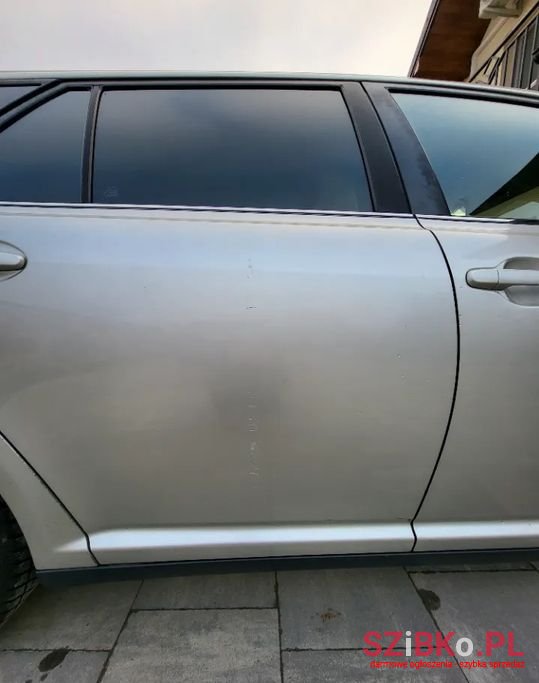 2006' Toyota Avensis photo #6