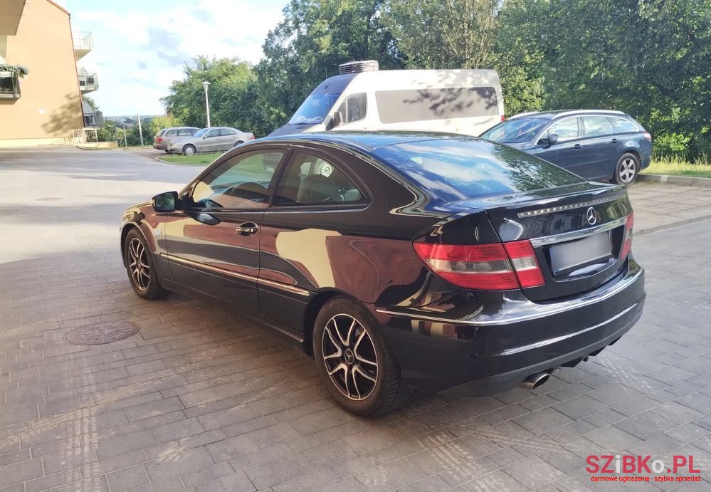 2008' Mercedes-Benz CLC photo #4