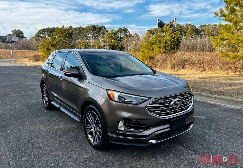 2019' Ford Edge photo #5
