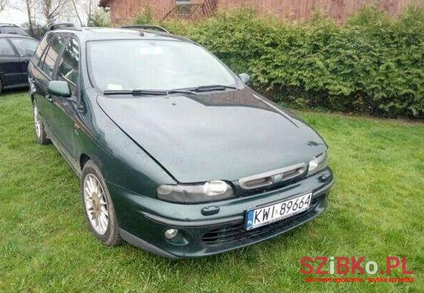 2001' Fiat Marea photo #1