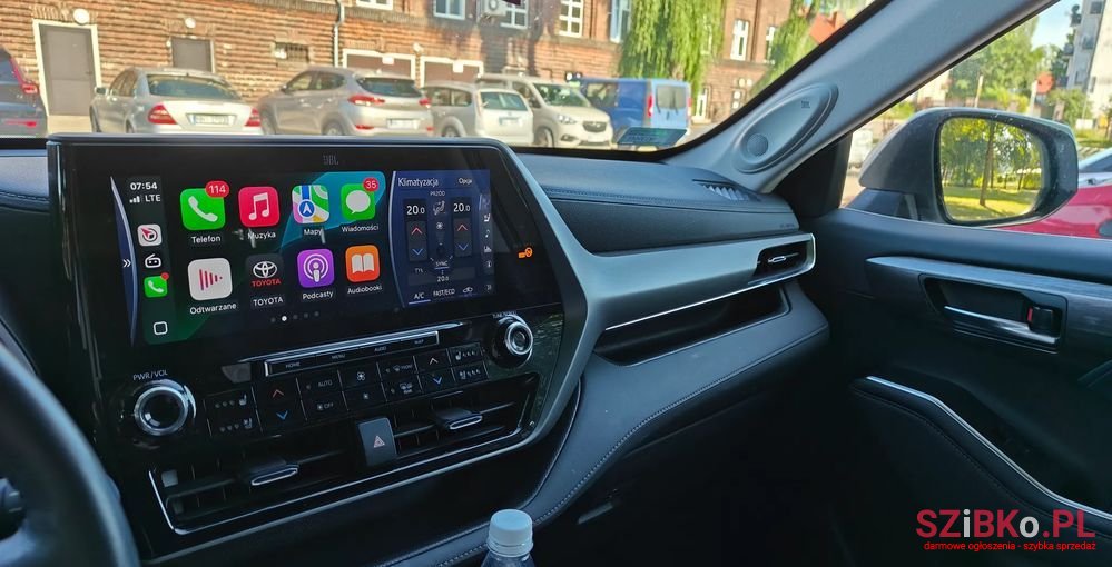 2021' Toyota Highlander photo #5