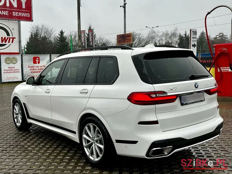 2019' BMW X7 Xdrive30D Sport photo #4