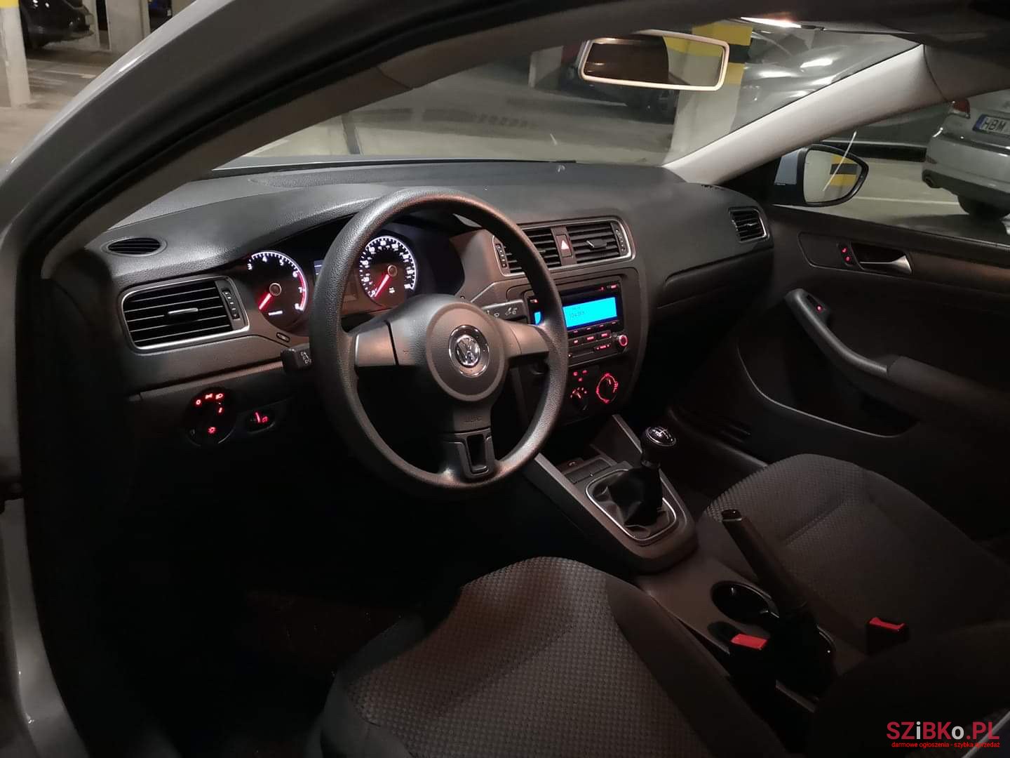 2011' Volkswagen Jetta photo #7