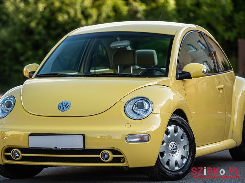 2004' Volkswagen New Beetle photo #5