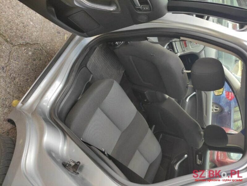 2010' Ford Mondeo photo #1