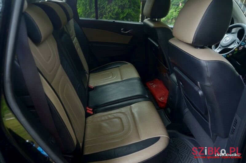 2010' Renault Koleos photo #5