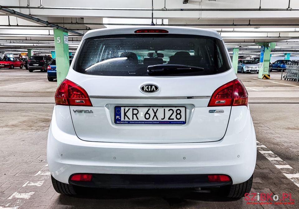 2015' Kia Venga photo #5