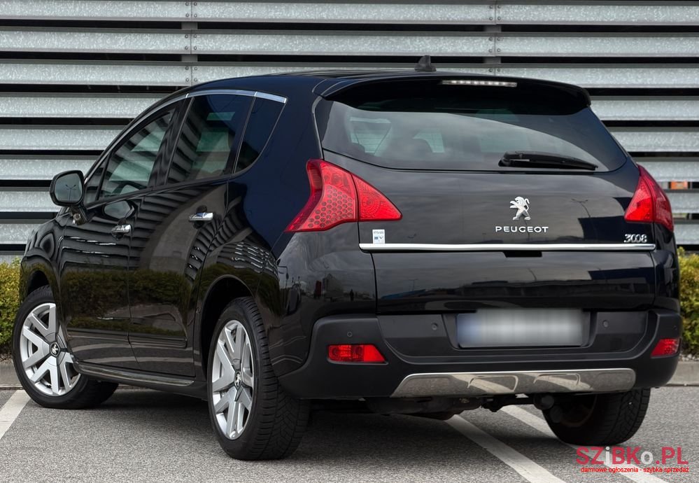 2012' Peugeot 3008 2.0 Hdi Hybrid4 photo #4