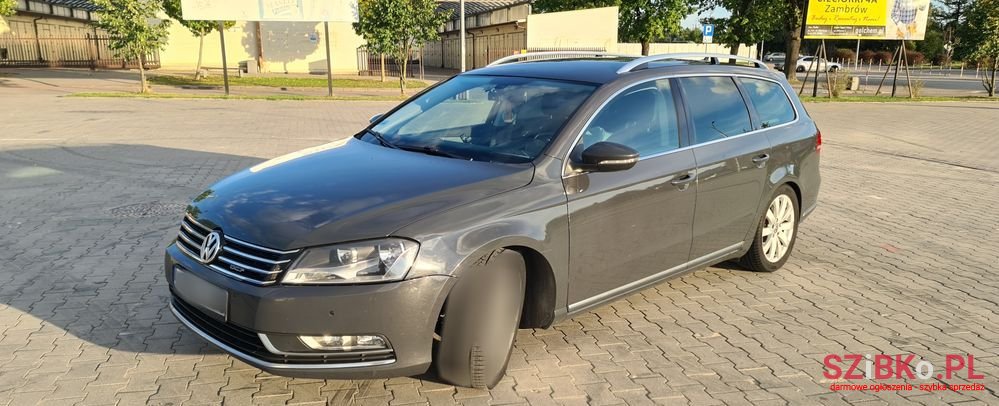 2012' Volkswagen Passat photo #5