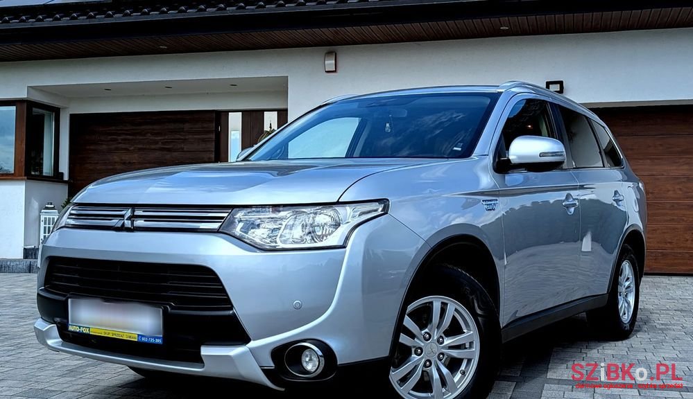 2015' Mitsubishi Outlander Instyle Navi + photo #3