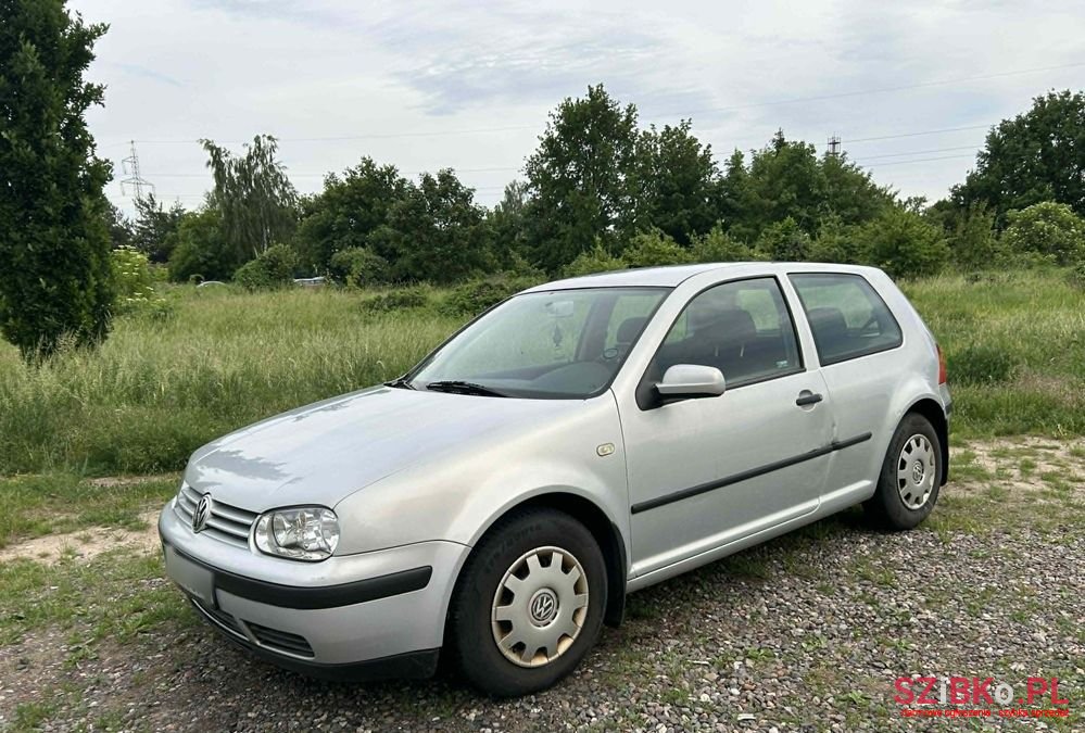 1999' Volkswagen Golf 1.6 Basis photo #6