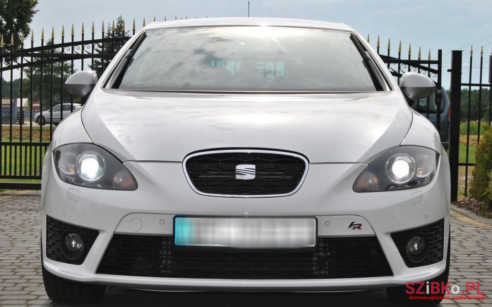 2011' SEAT Leon 2.0 Tdi Fr photo #5