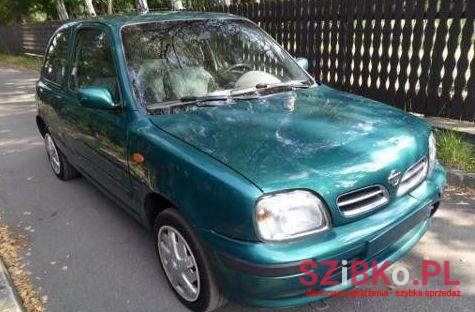 2001' Nissan Micra photo #2