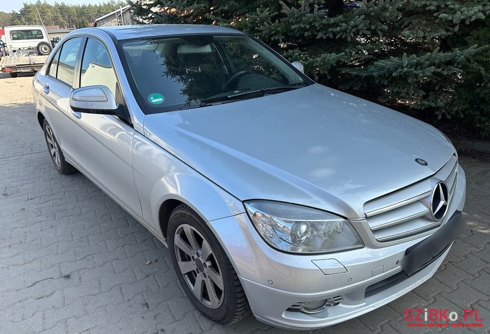 2008' Mercedes-Benz C-Class photo #3