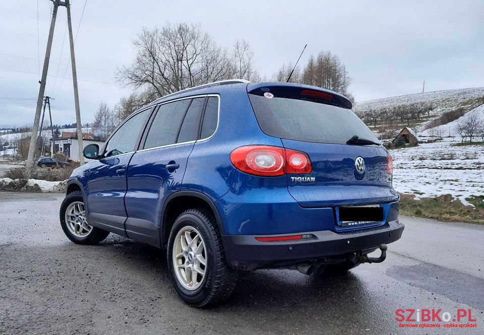 2009' Volkswagen Tiguan photo #5