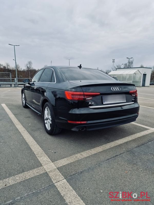 2016' Audi A4 photo #6