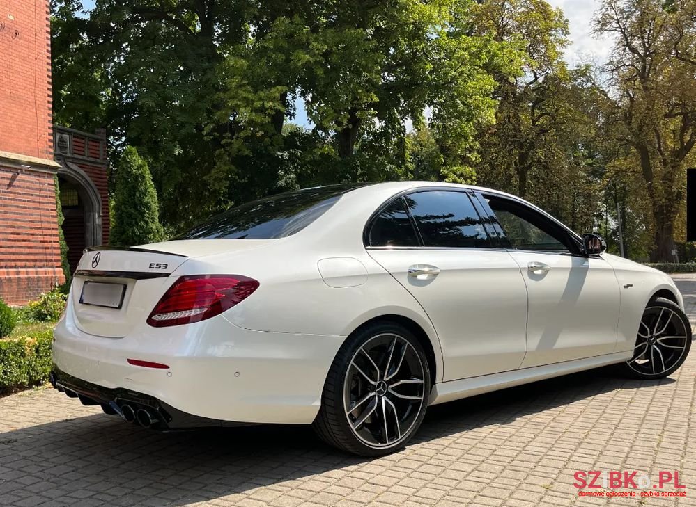 2020' Mercedes-Benz E-Class photo #6