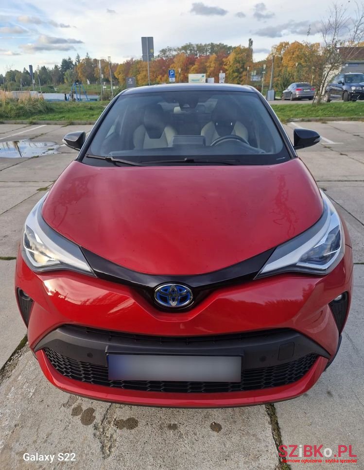 2020' Toyota C-HR 2.0 Hybrid Selection photo #1