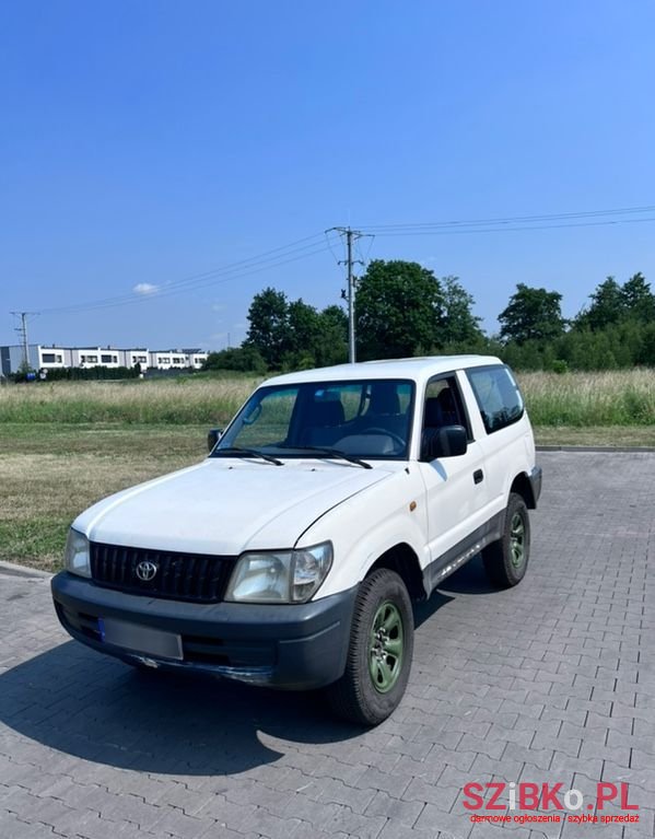 2001' Toyota Land Cruiser photo #1