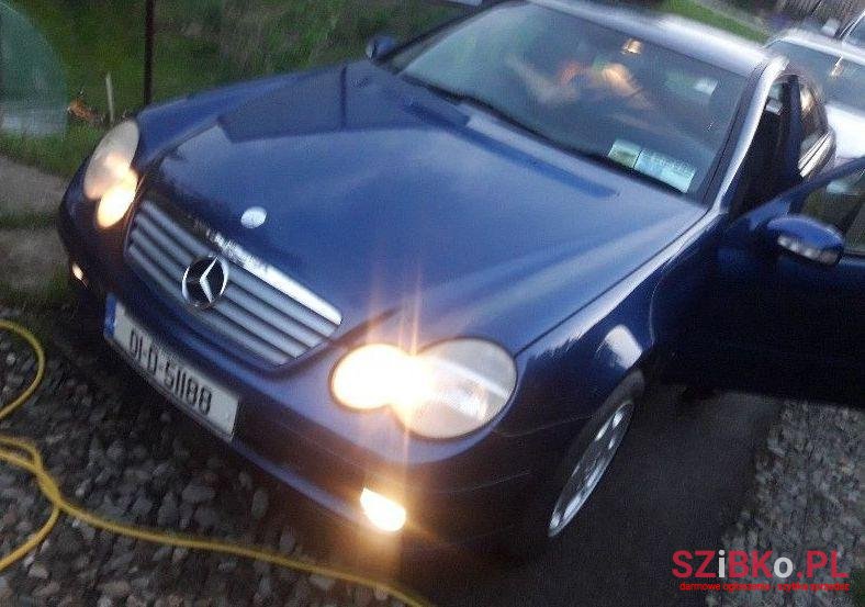2002' Mercedes-Benz Klasa C photo #2