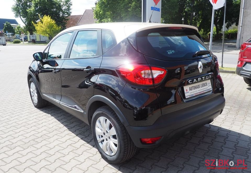 2014' Renault Captur photo #3