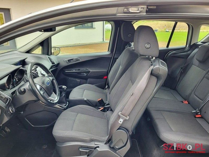 2014' Ford B-MAX photo #5