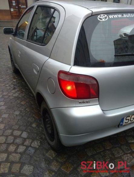 1999' Toyota Yaris photo #2