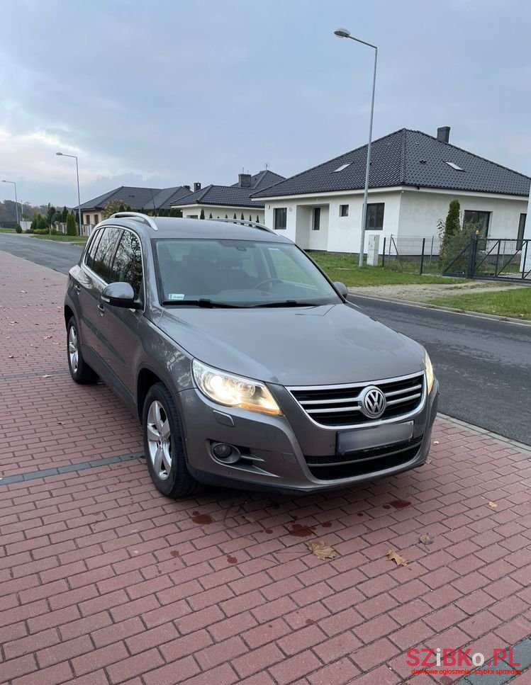 2009' Volkswagen Tiguan photo #4