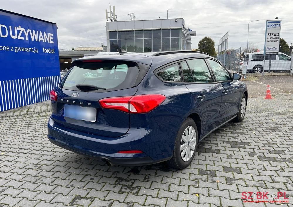 2020' Ford Focus photo #4