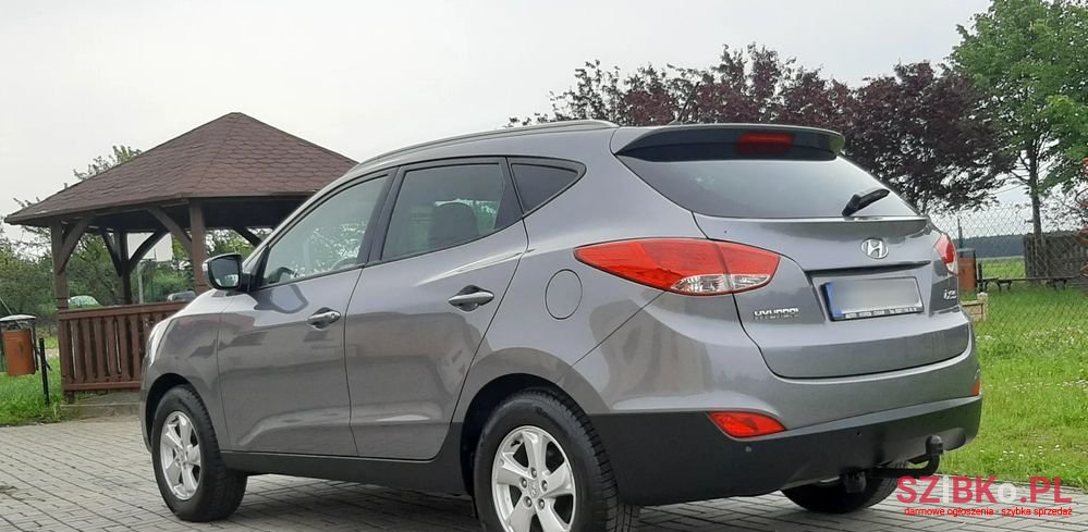2011' Hyundai ix35 photo #6