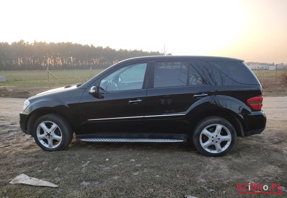 2007' Mercedes-Benz Ml photo #6