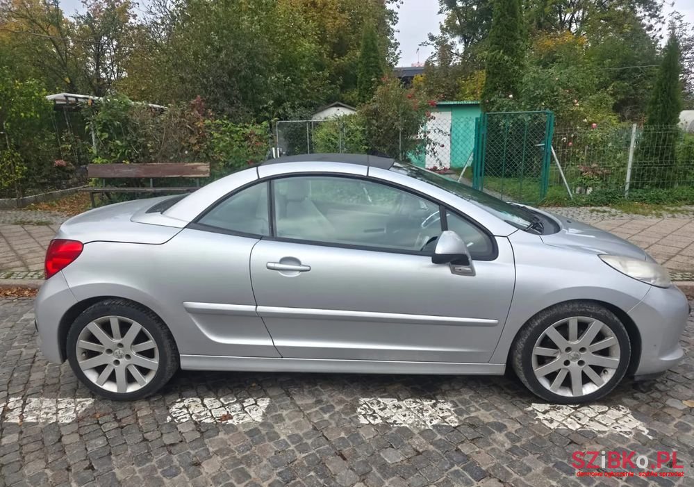 2008' Peugeot 207 1.6 Turbo Sport photo #2