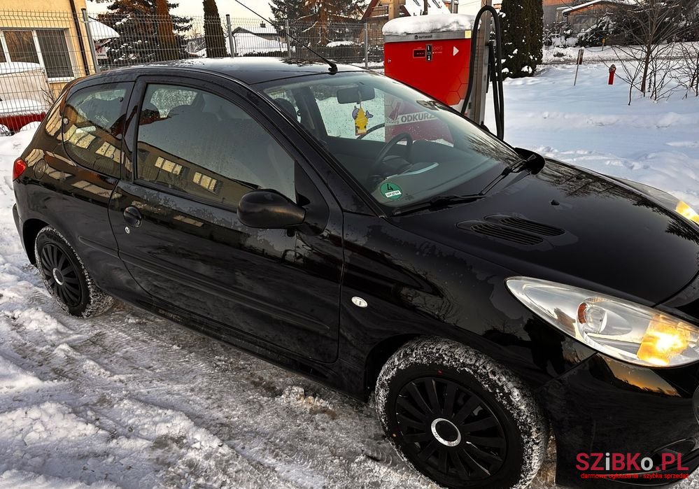 2010' Peugeot 206 Plus 60 photo #6
