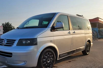 2005' Volkswagen Caravelle