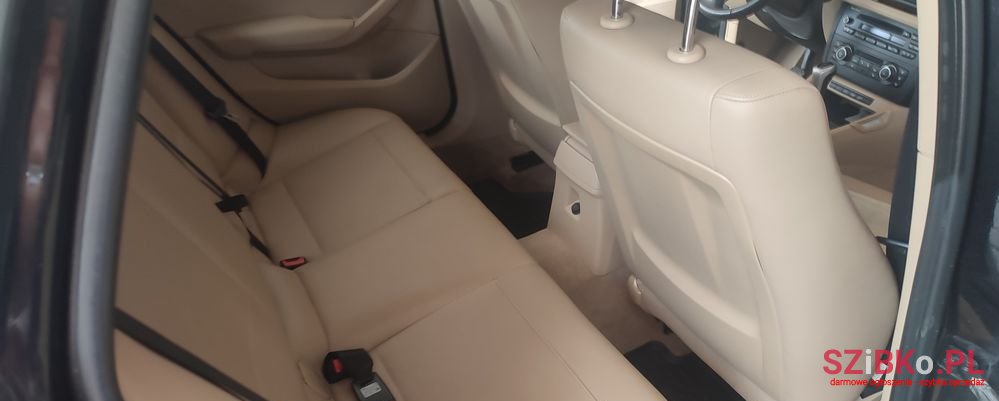 2010' BMW X1 Xdrive18D photo #5