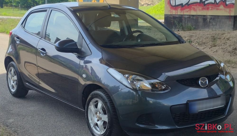 2008' Mazda 2 1.3 Dynamic photo #2