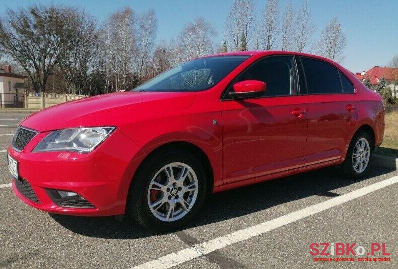 2013' SEAT Toledo photo #1