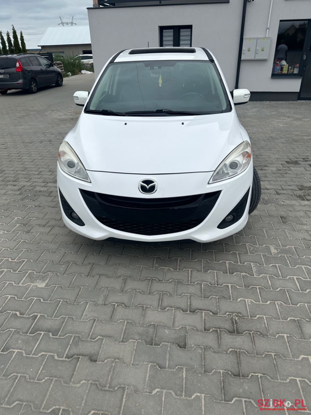 2014' Mazda 5 photo #4