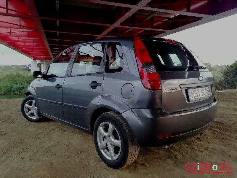 2003' Ford Fiesta photo #4