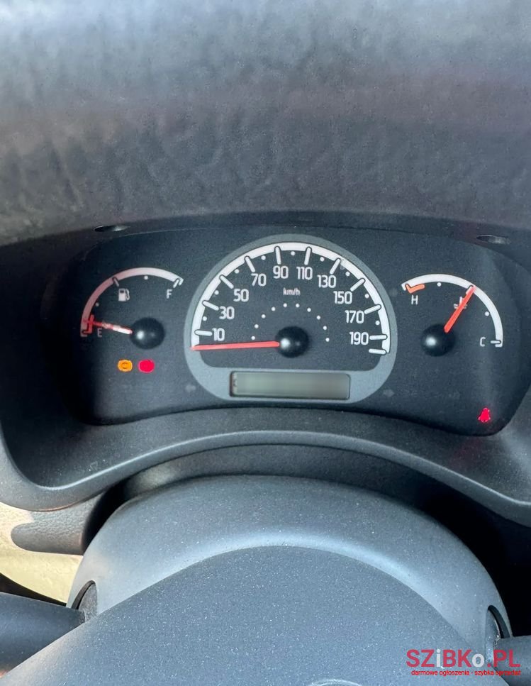 2011' Fiat Panda photo #3