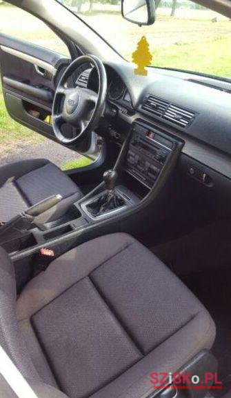 2001' Audi A4 photo #1