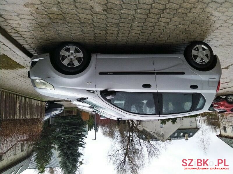 2009' Chevrolet Aveo photo #3