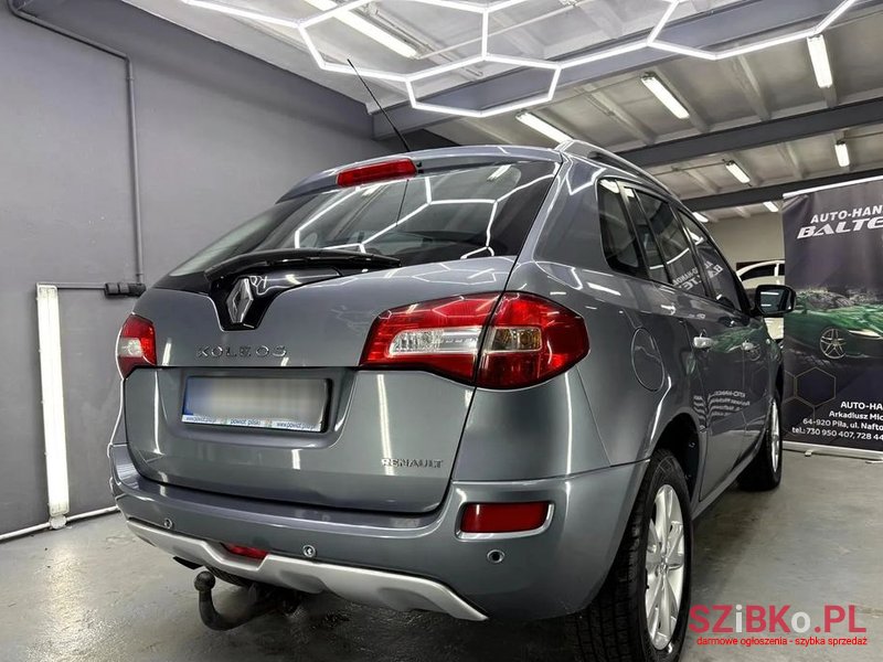 2008' Renault Koleos photo #4
