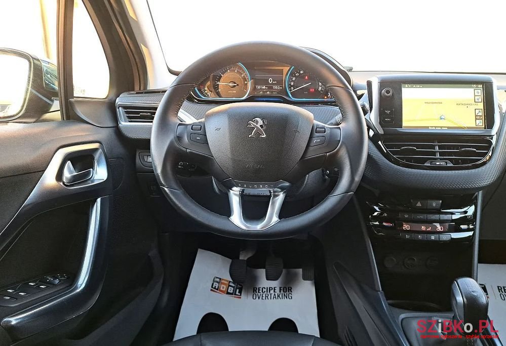 2013' Peugeot 2008 120 Vti Business-Line photo #6