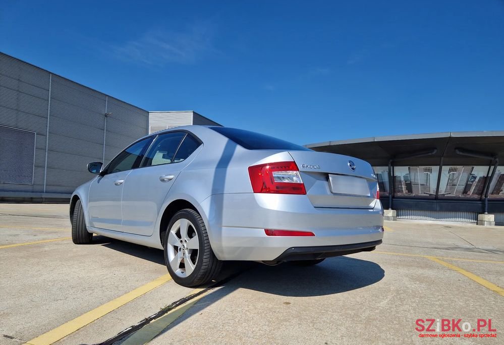 2015' Skoda Octavia 1.4 Tsi Ambition photo #2