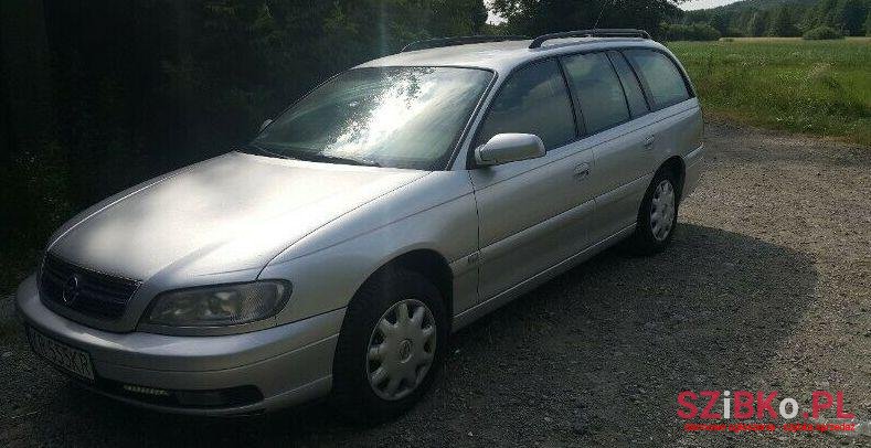 2003' Opel Omega photo #1